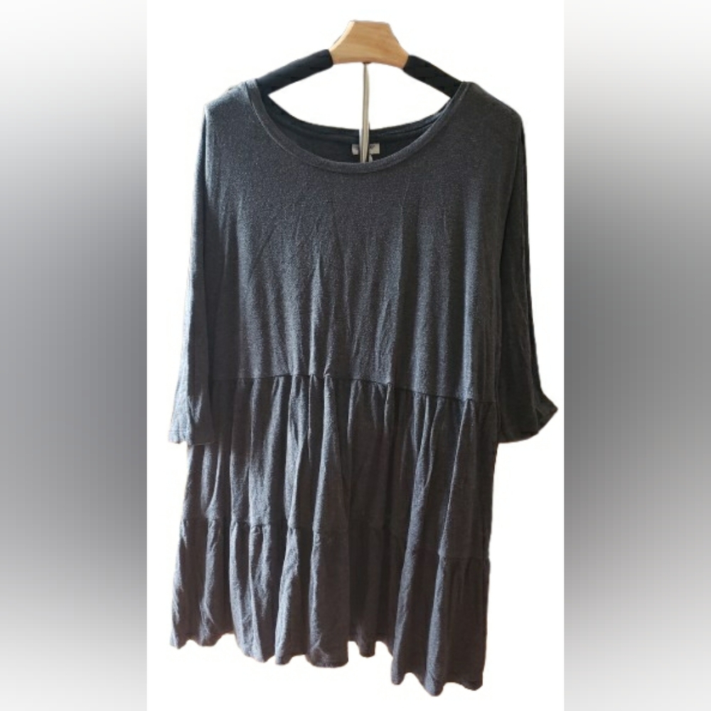 Avenue Dark Gray Women's Tiered Tunic Top 30W 32W Plus